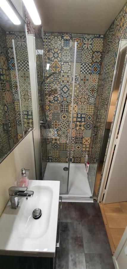 Appartement Studio Chanoine Quimper Bagian luar foto